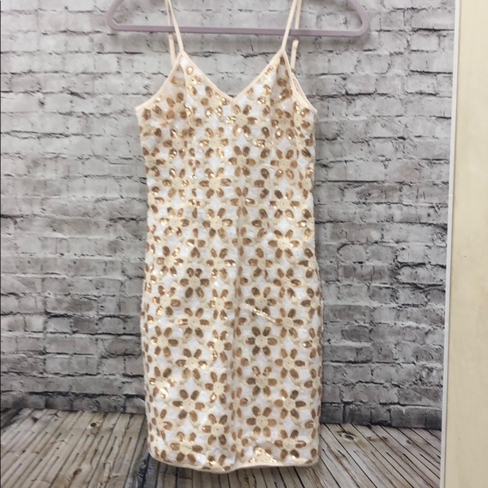 Verty gold &white sequin bodycon dress New